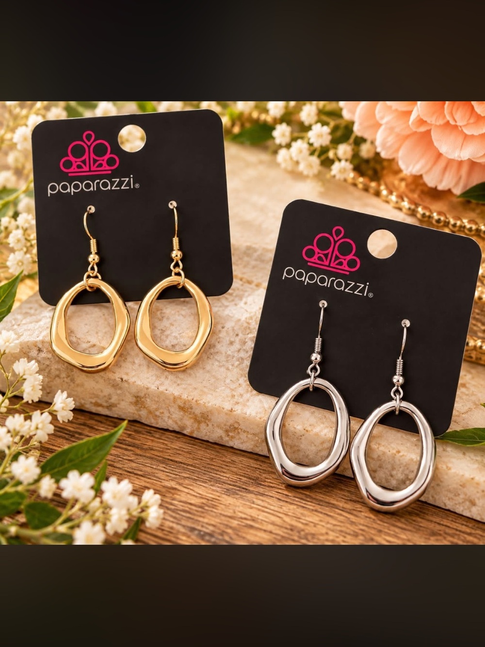 Earrings (2 Pairs)